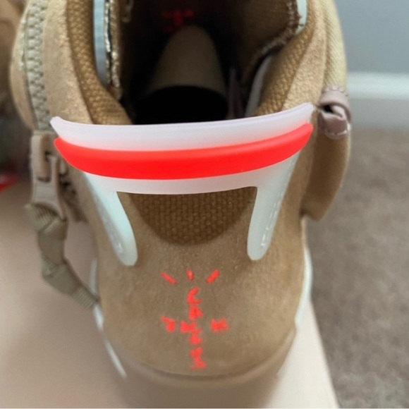 Jordan 6 T. Scott “British Khaki” - Picture 7 of 9